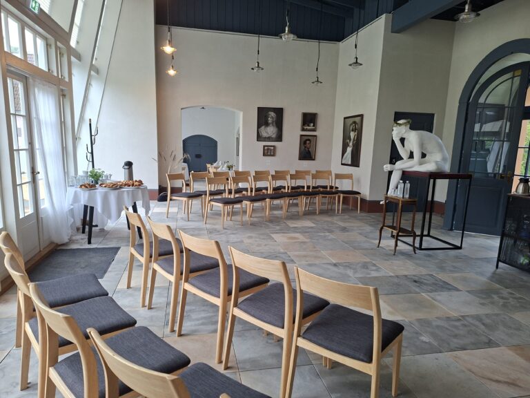 Seminar Käesalu mõisas